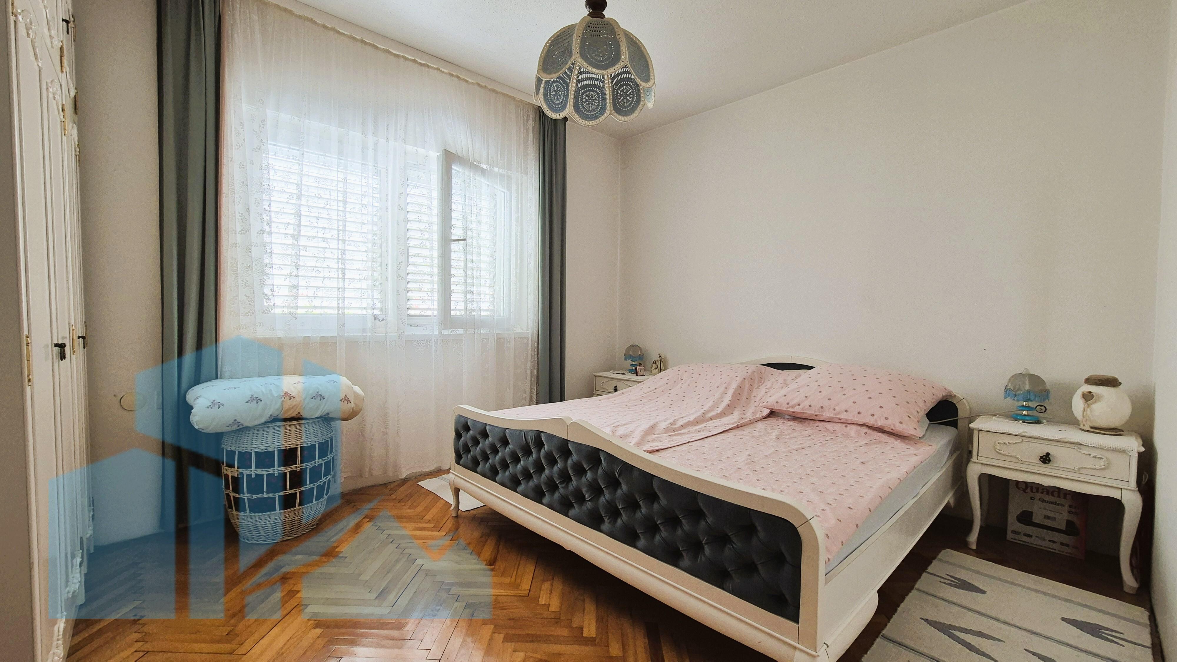 Apartmanska kuća u Bilicama s uhodanim turističkim najmom