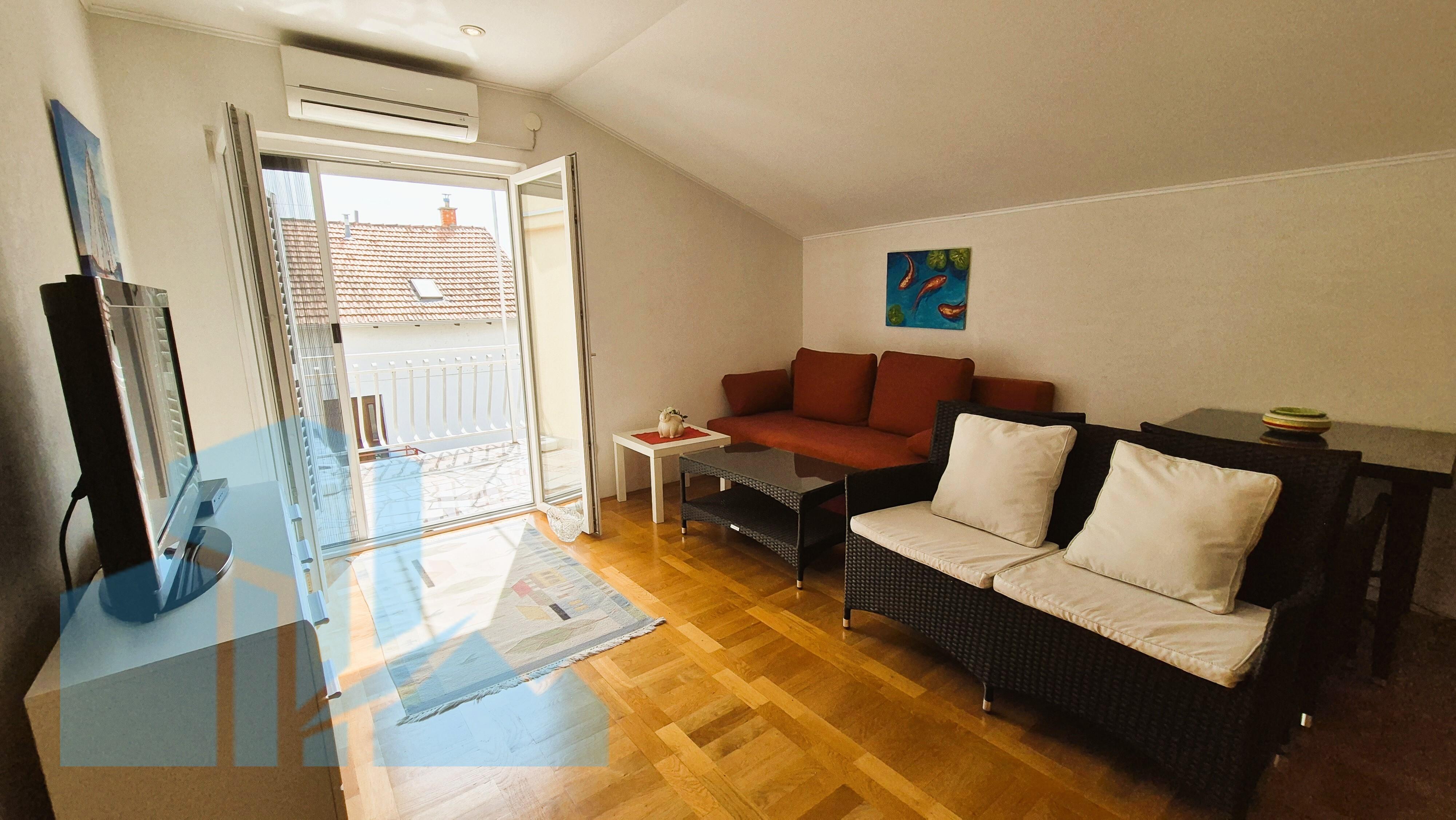 Apartmanska kuća u Bilicama s uhodanim turističkim najmom