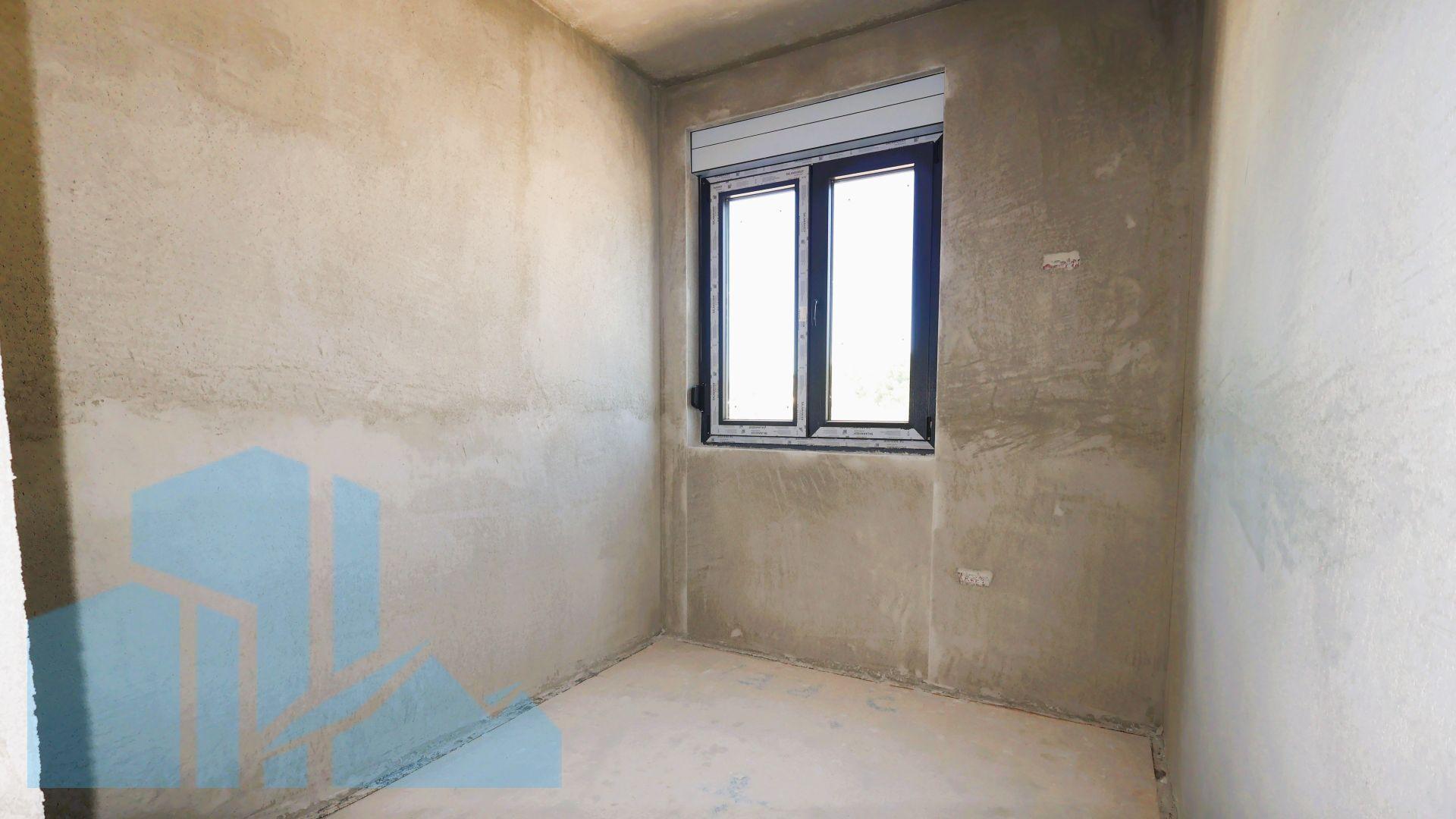 Brodarica, Šibenik - Stan sa vrtom i pogledom na mora