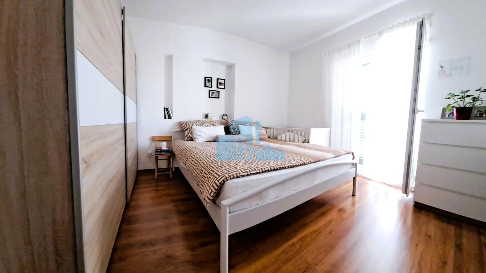 Stan: Šibenik, Vidici 110.00 m2
