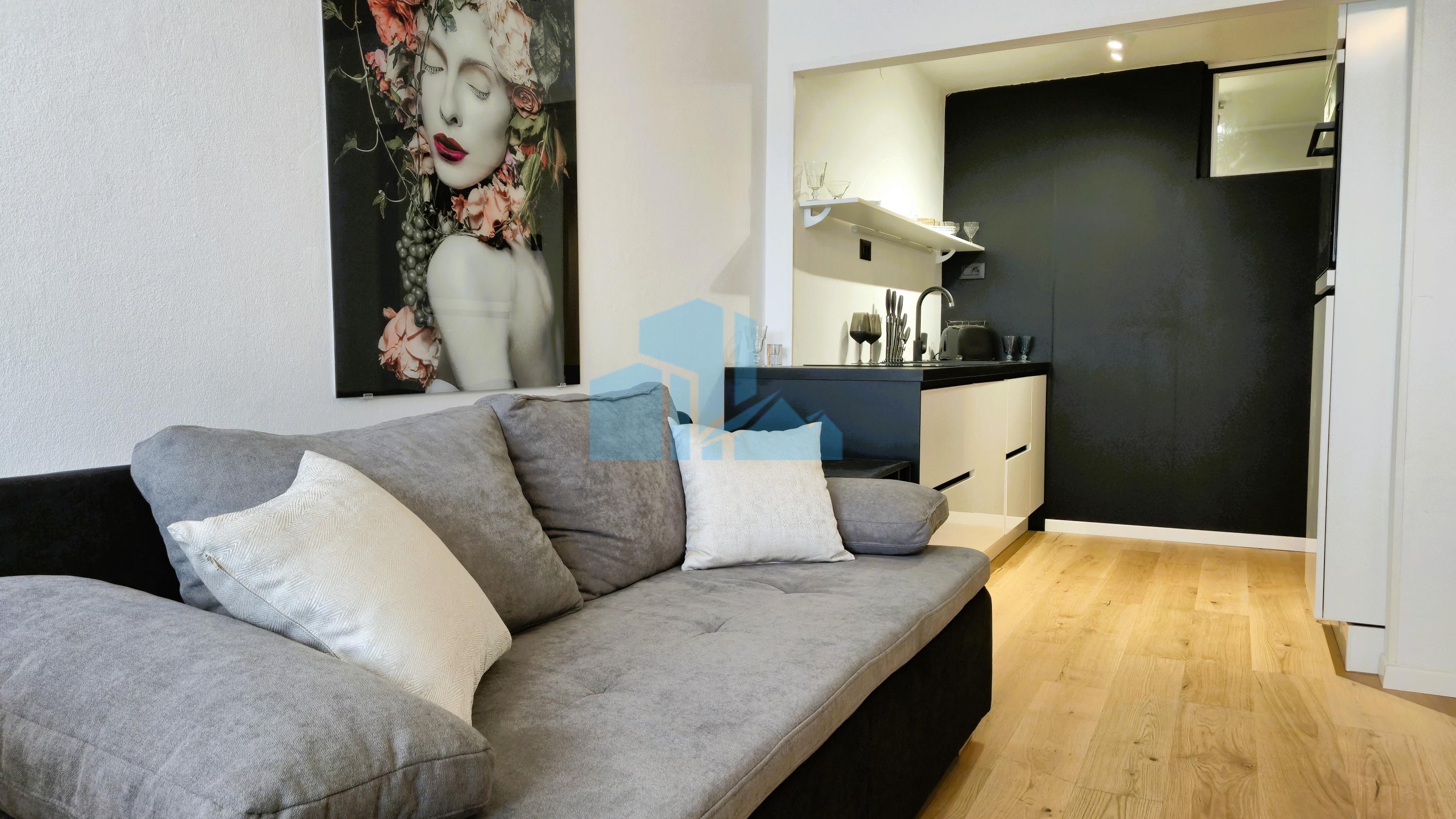 Šibenik – Baldekin - Fully renovated and furnished apartment 42 m²