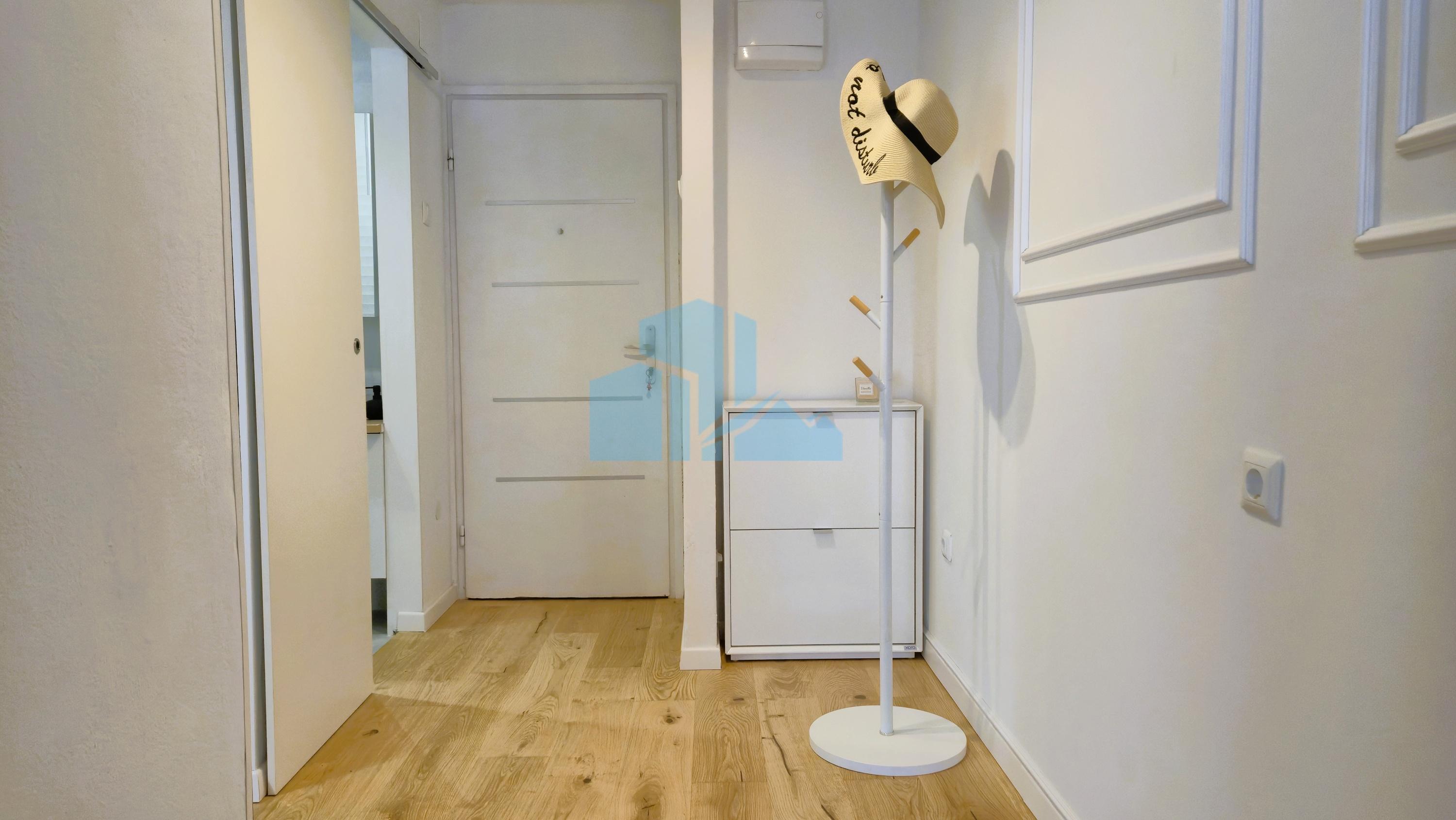 Šibenik – Baldekin - Fully renovated and furnished apartment 42 m²