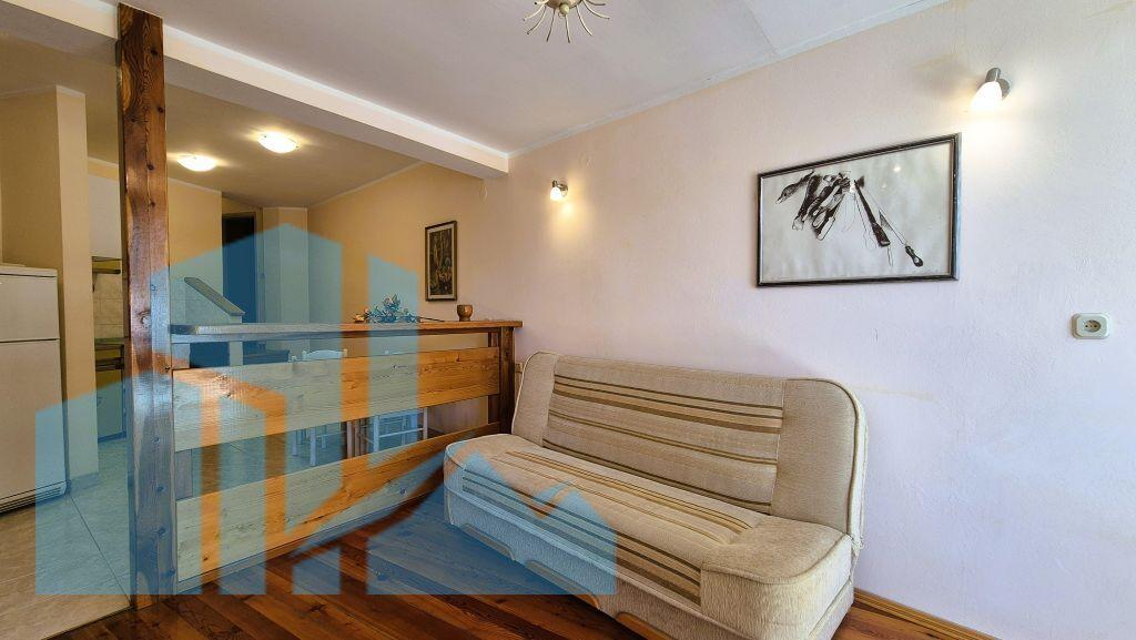 Stan: Vodice, centar 79.00 m2 (prodaja)