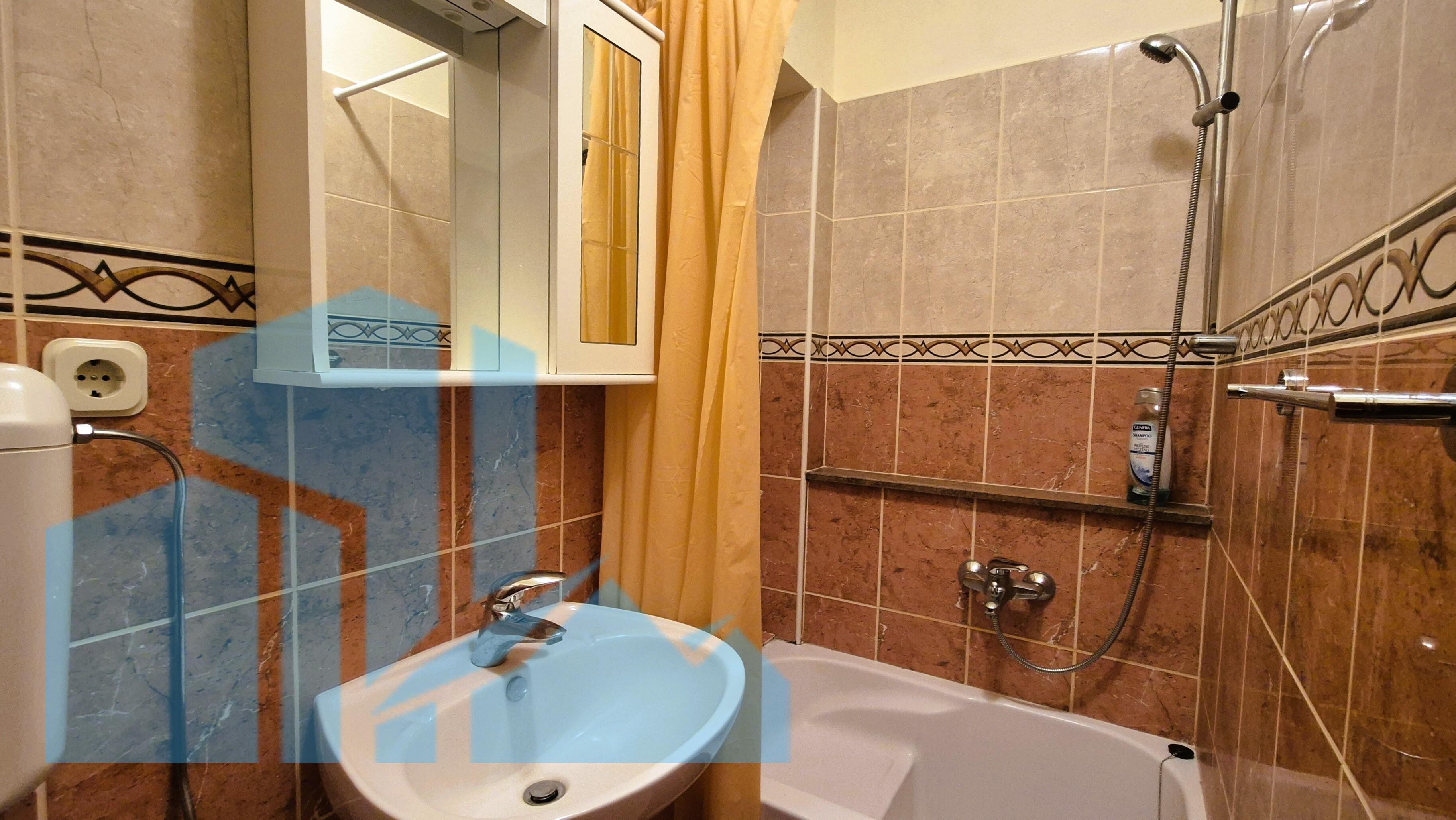 Stan: Vodice, centar 79.00 m2 (prodaja)