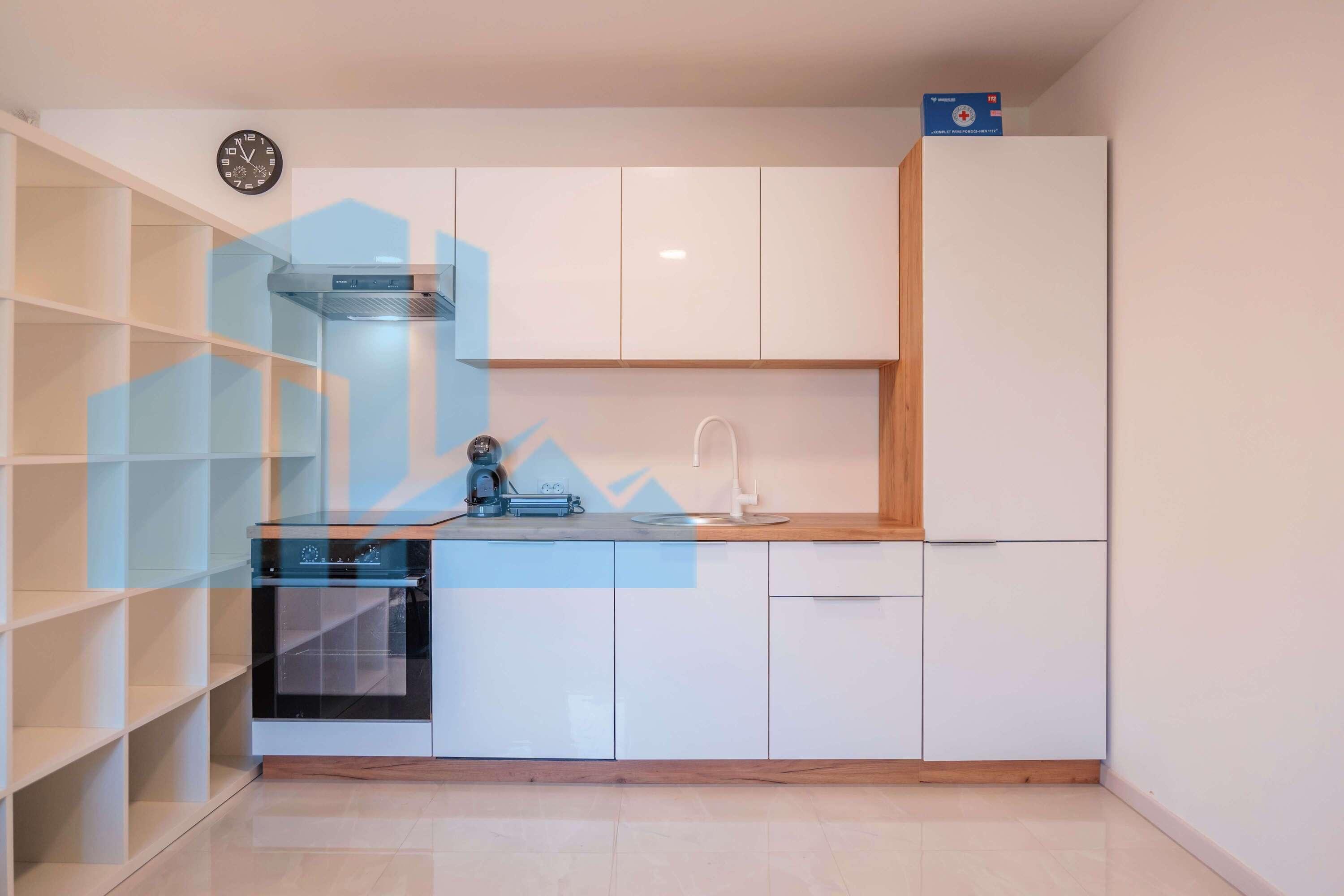 Stan: Vodice, 142m2, novogradnja (prodaja)