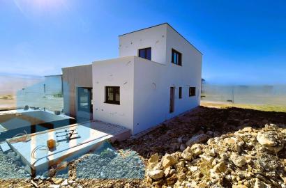 Kuća: Vodice 176m2 – Luksuzna novogradnja s bazenom i modernom arhitekturom
