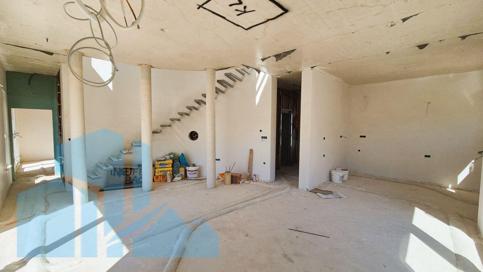 Kuća: Vodice 176m2 – Luksuzna novogradnja s bazenom i modernom arhitekturom